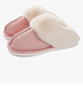 NWT Womens Slipper with Memory Foam Fluffy Soft Warm Slip On House Slippers PINK